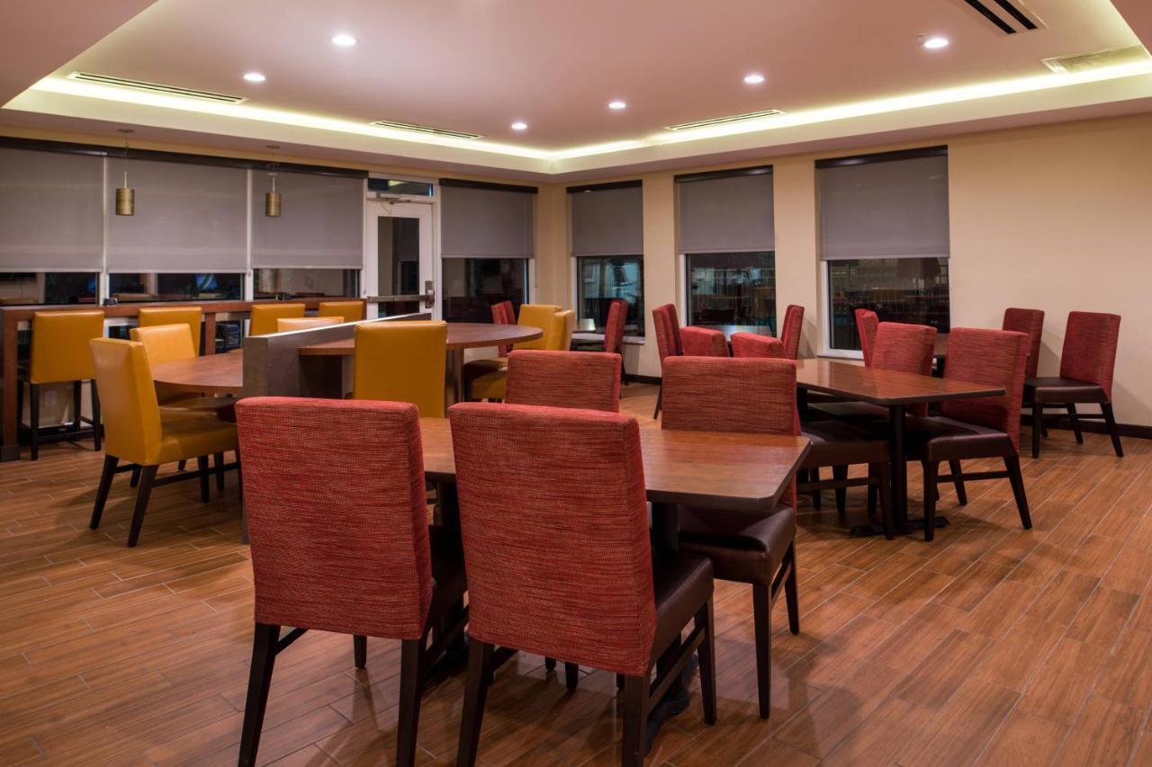 Towneplace Suites By Marriott Charleston-West Ashley Kültér fotó